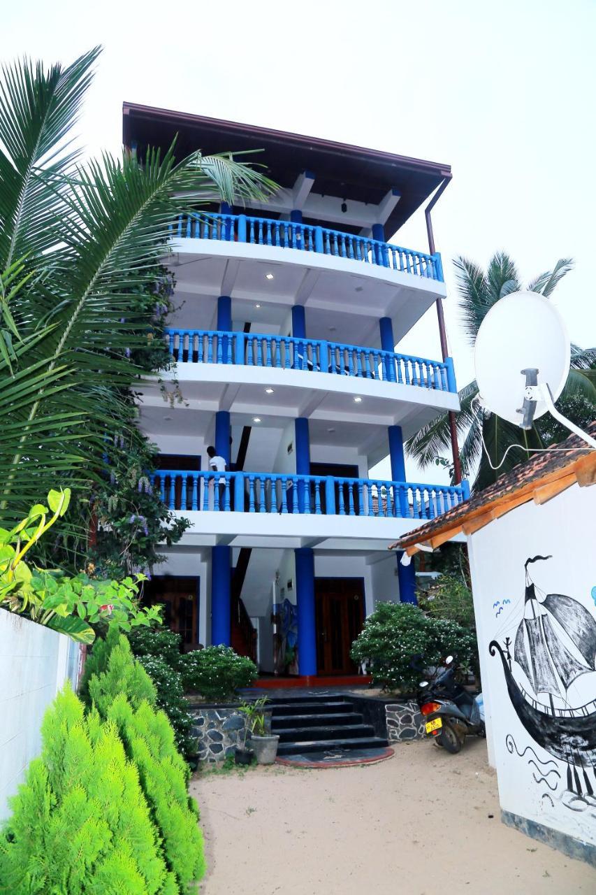Golden Surfer Beach Hotel Tangalle Extérieur photo